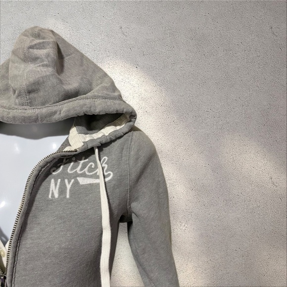 Vtg Abercrombie & Fitch Grey Zip Up Hoodie - Picture 3 of 7